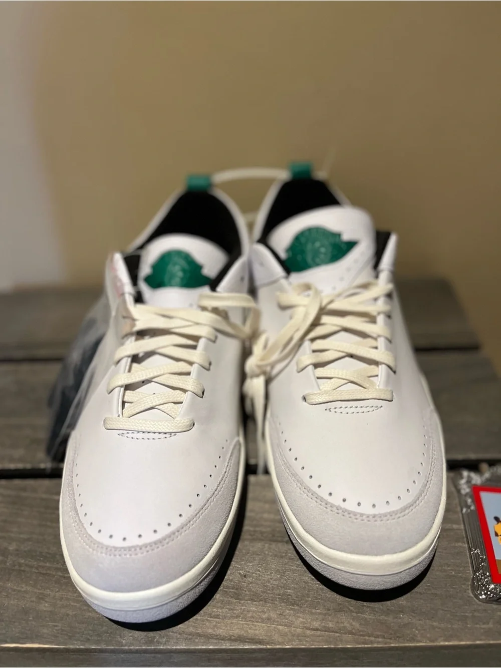 Jordan Women’s White and Green Low-Top Sneaker Sz. 10.5 - Picture 6 of 8